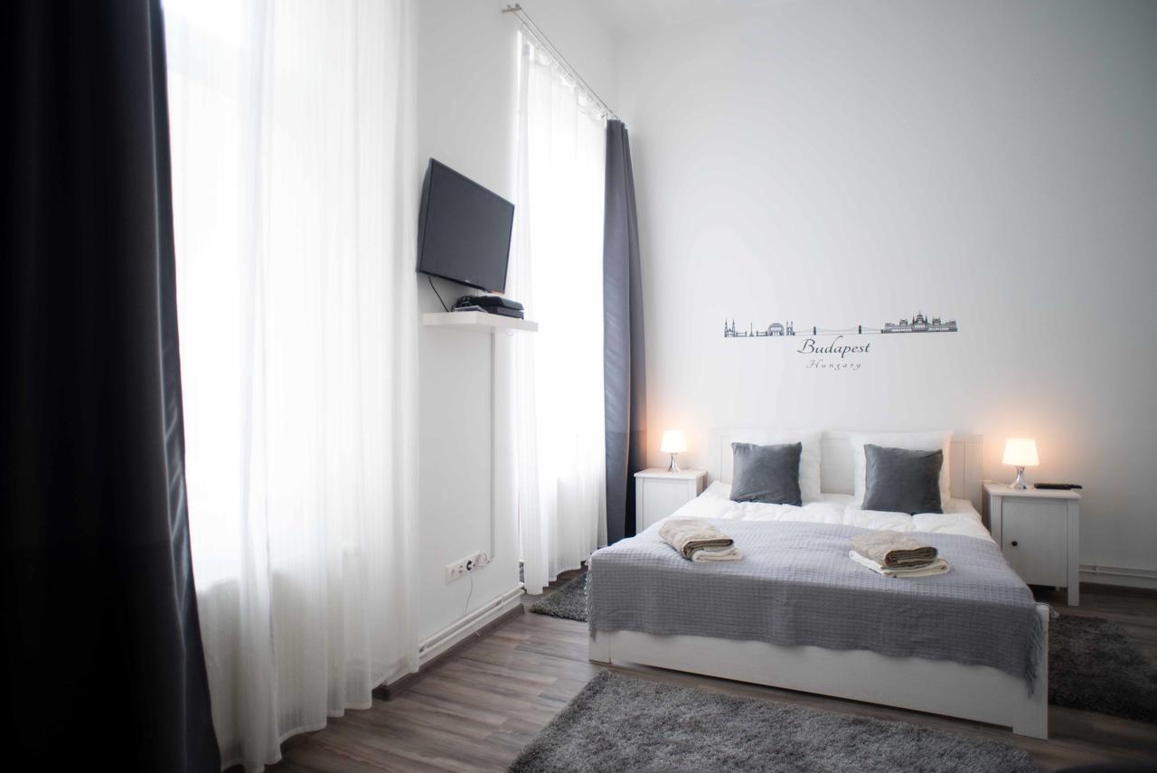 Castle Trees Apartment Budapest Luaran gambar